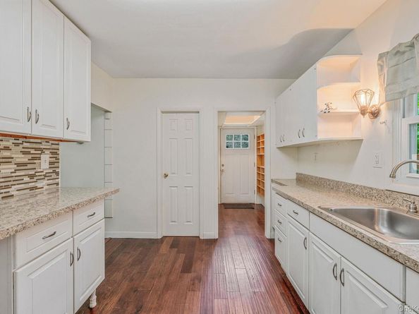 7 1st Street, Nesconset NY 11767