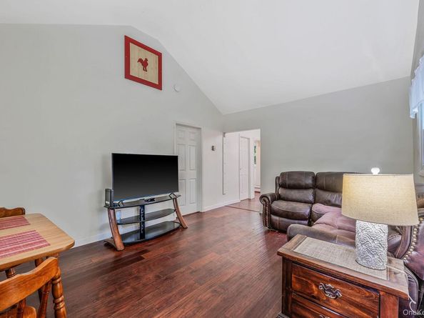 7 1st Street, Nesconset NY 11767