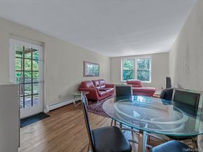 42-30 Douglaston Parkway 3L, Douglaston NY 11363