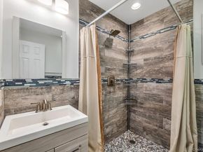 30 Harding Road, Ronkonkoma NY 11779