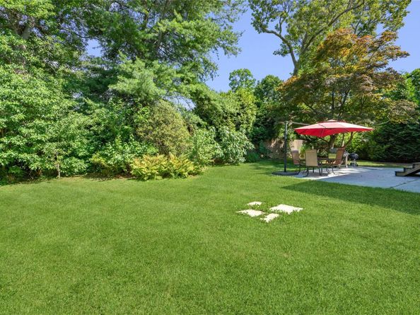 17 Tulip Road, Rocky Point NY 11778