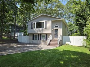 187 Carleton Drive E, Shirley NY 11967