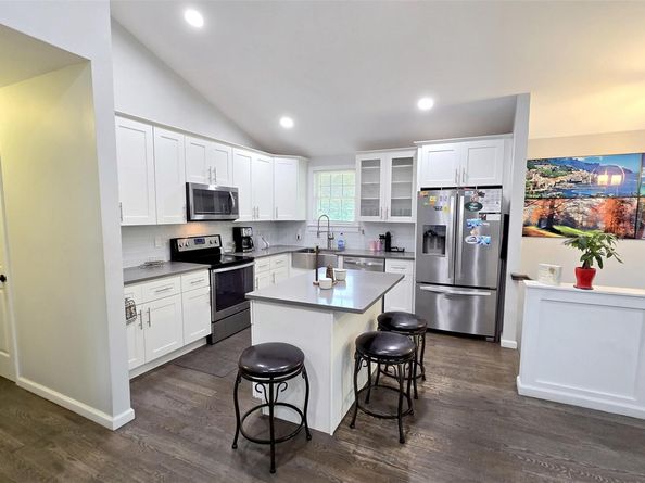 187 Carleton Drive E, Shirley NY 11967