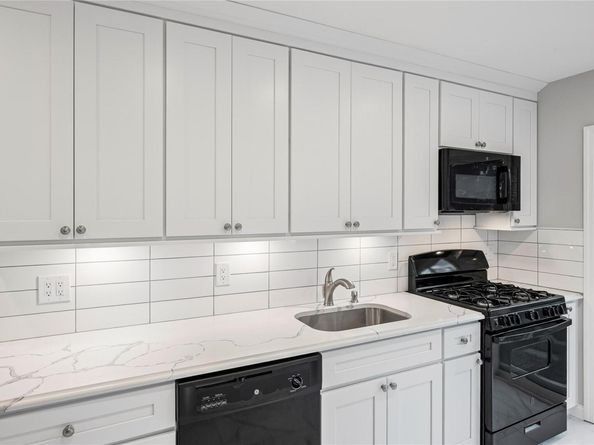 1859 George Court, Merrick NY 11566