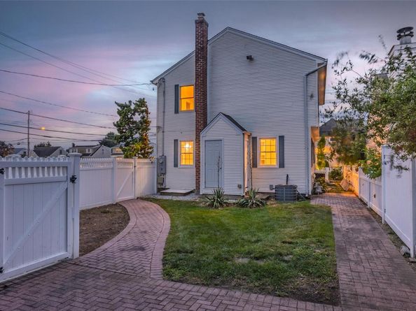 1859 George Court, Merrick NY 11566
