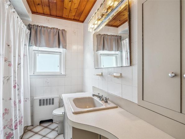 12 Westmoreland Road, Merrick NY 11566