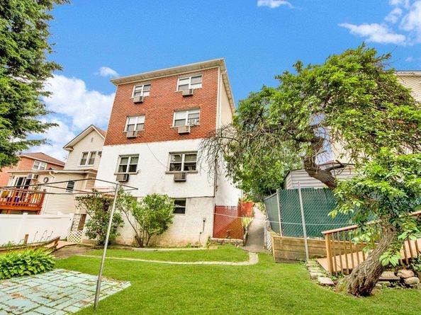 1455 Kennellworth Place, Bronx NY 10465