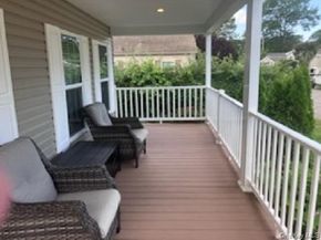 1661 Old Country Road 351B, Riverhead NY 11901