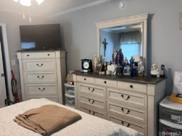 1661 Old Country Road 351B, Riverhead NY 11901