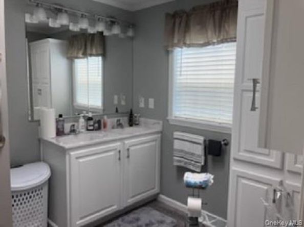 1661 Old Country Road 351B, Riverhead NY 11901