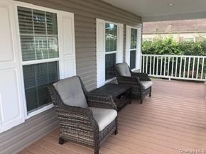 1661 Old Country Road 351B, Riverhead NY 11901
