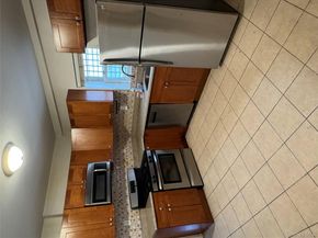 61-51 Borden Avenue, Maspeth NY 11378