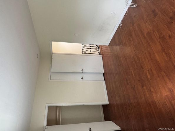 61-51 Borden Avenue, Maspeth NY 11378