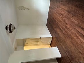 61-51 Borden Avenue, Maspeth NY 11378