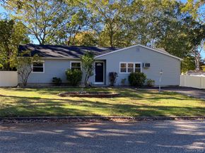 7 Filmore Avenue, Coram NY 11727