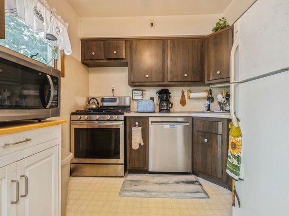 128 Kime Avenue, North Babylon NY 11703