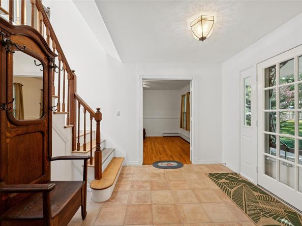 21 Windwood Court, Westhampton NY 11977