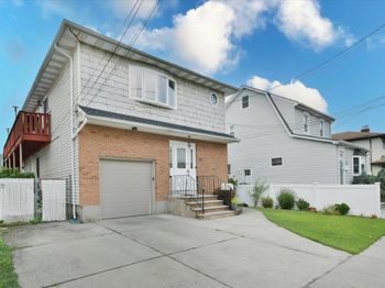 23 Monroe Street