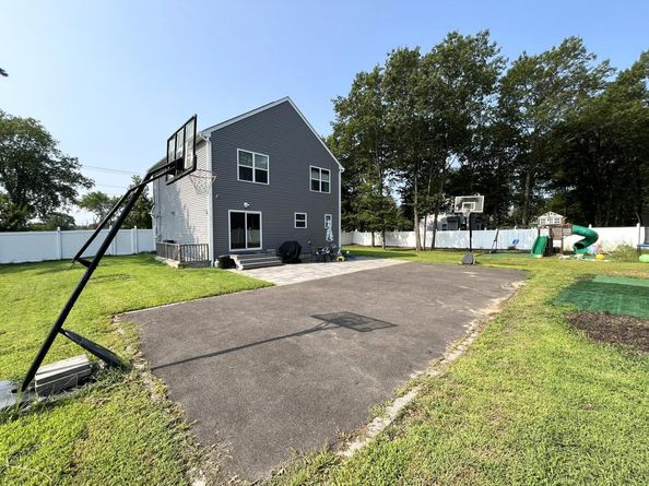 2405 Fire Avenue, Medford NY 11763
