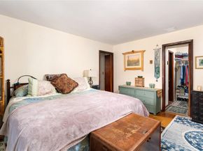 21 W Bartlett Road, Middle Island NY 11953