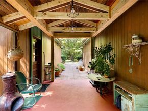 21 W Bartlett Road, Middle Island NY 11953
