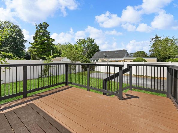 747 New Street, Uniondale NY 11553