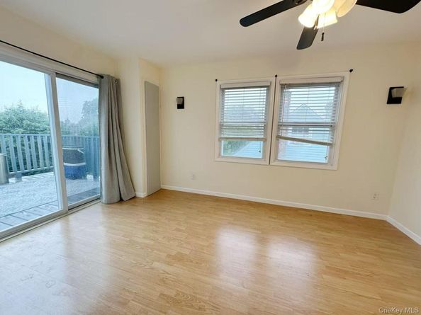 203 29th Street, Lindenhurst NY 11757