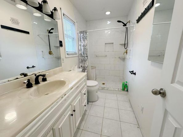 203 29th Street, Lindenhurst NY 11757