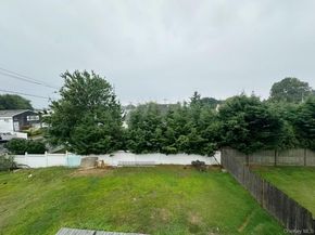 203 29th Street, Lindenhurst NY 11757