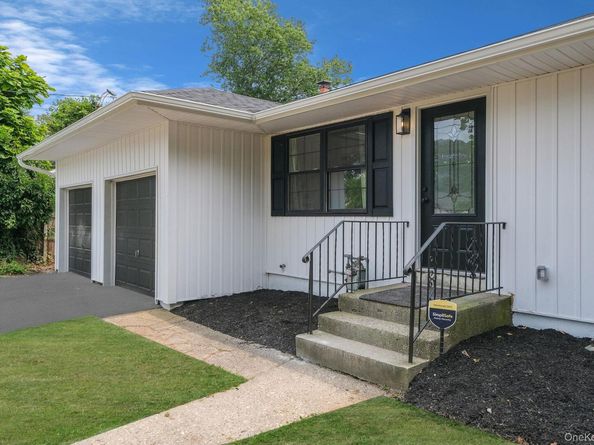 12 E Chestnut Street, Central Islip NY 11722