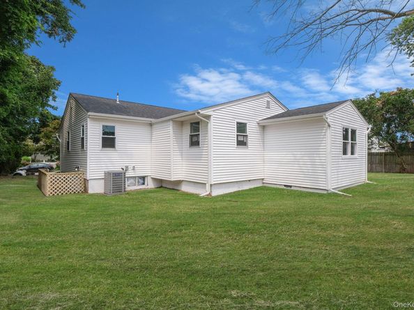 12 E Chestnut Street, Central Islip NY 11722