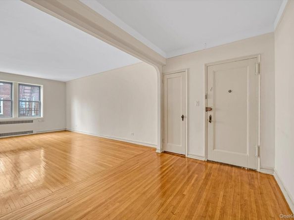 1500 Ocean Parkway 4M, Brooklyn NY 11230