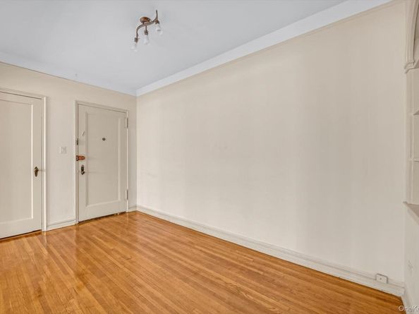 1500 Ocean Parkway 4M, Brooklyn NY 11230
