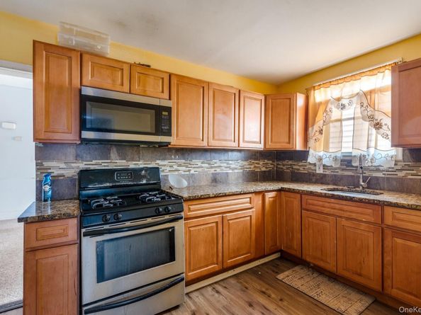 9345 202nd Street, Hollis NY 11423