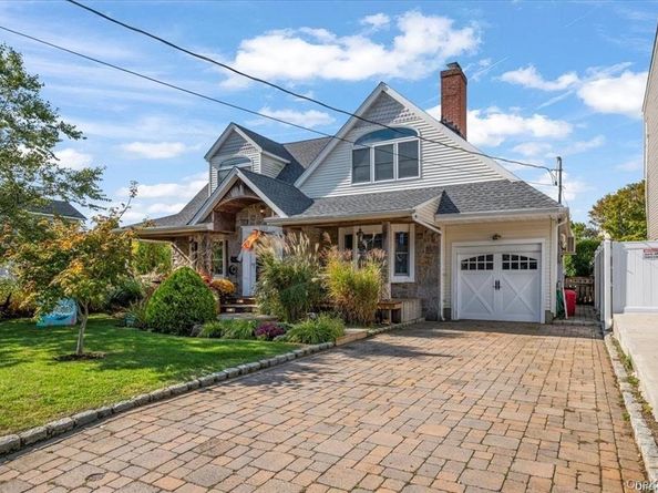 3442 Colony Drive, Baldwin Harbor NY 11510