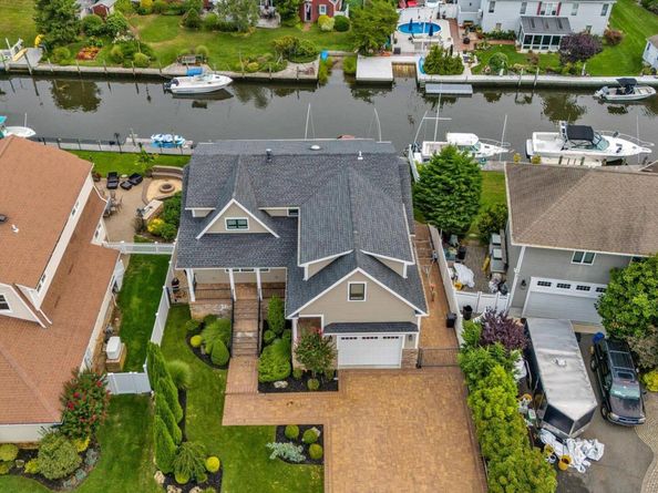 236 E Shore Drive, Massapequa NY 11758