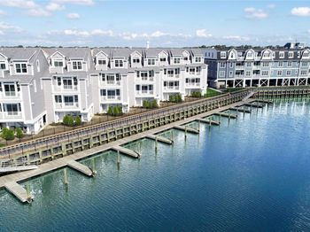 613 Marina Pointe Drive