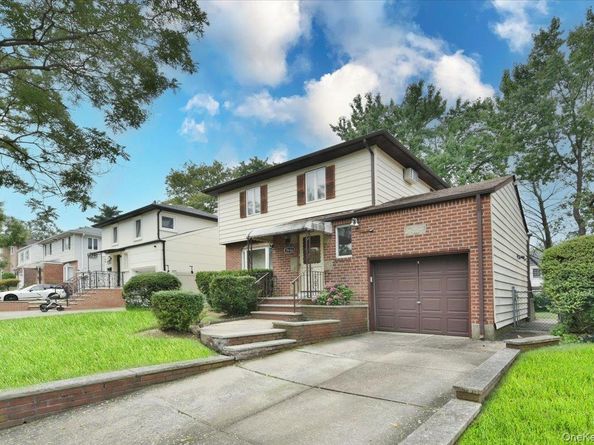 7906 214th Street, Oakland Gardens NY 11364