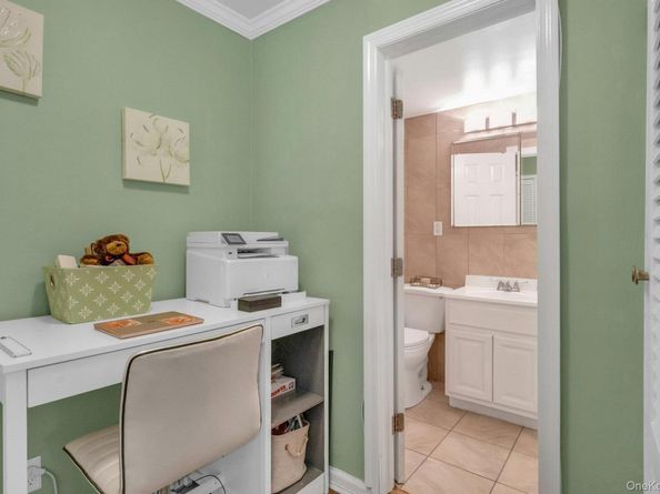 183 Drake Avenue 1O, New Rochelle NY 10805