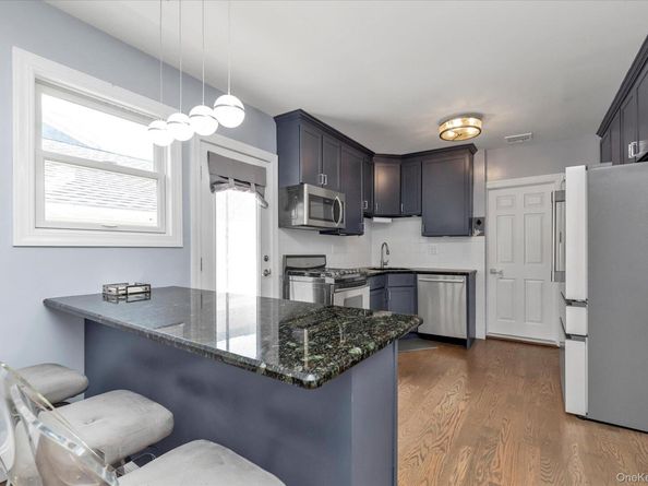 Undisclosed Address #897285, East Atlantic Beach NY 11561