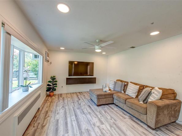 313 Laurel Road, Northport NY 11768