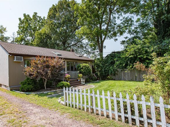 313 Laurel Road, Northport NY 11768