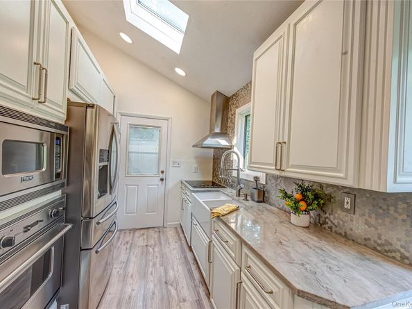 313 Laurel Road, Northport NY 11768