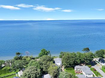 120 Soundview Drive