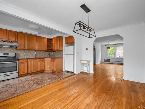 4320 196th Street, Flushing NY 11358