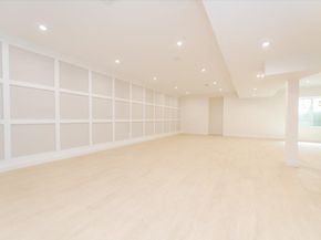 34 Woodland Place, Great Neck NY 11021