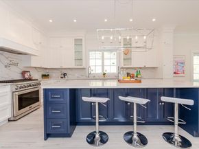 34 Woodland Place, Great Neck NY 11021