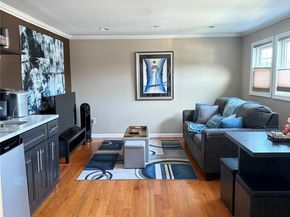 22 Wilshire Court, Freeport NY 11520