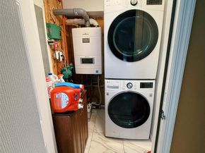 22 Wilshire Court, Freeport NY 11520