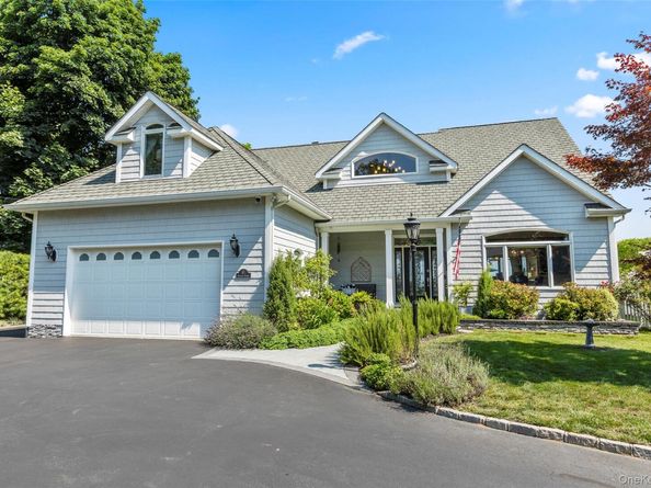 41 Seacliff Avenue, Miller Place NY 11764